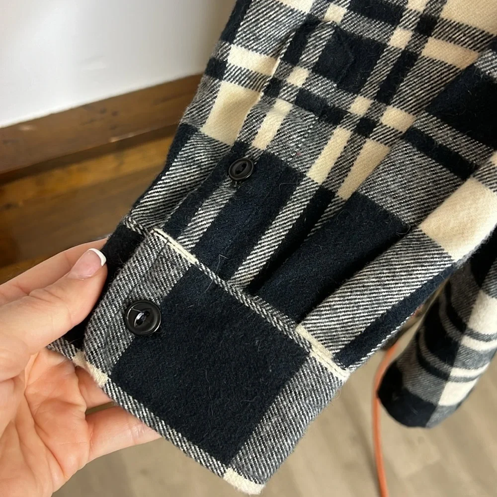 NWOT Lauren Ralph‎ Lauren Blue & White Plaid Zip Up Jacket- Large